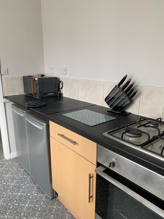 The Greens Apartment Farnworth المظهر الخارجي الصورة