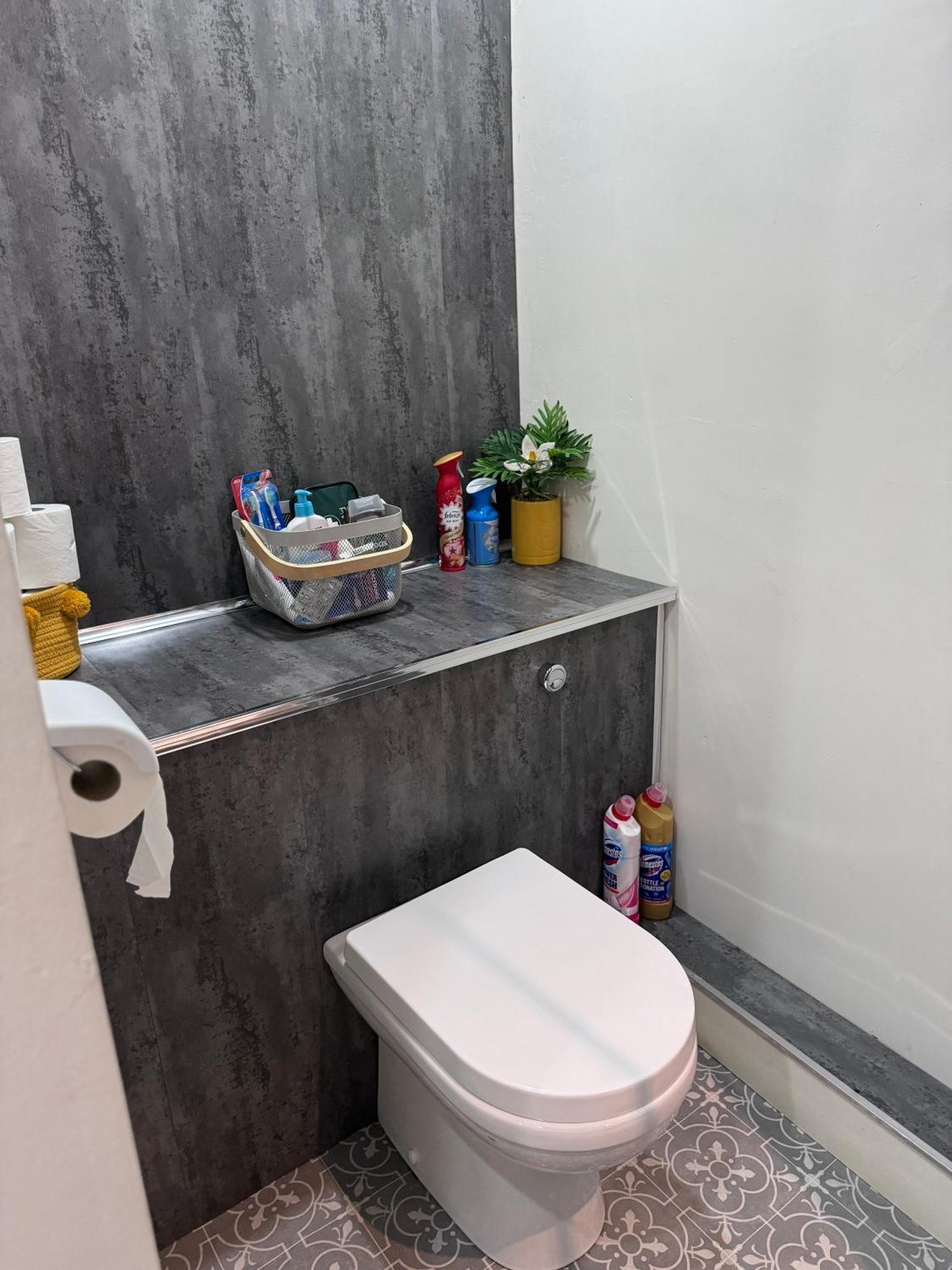 The Greens Apartment Farnworth المظهر الخارجي الصورة